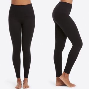 Spanx Look at Me Now Seamless Leggings